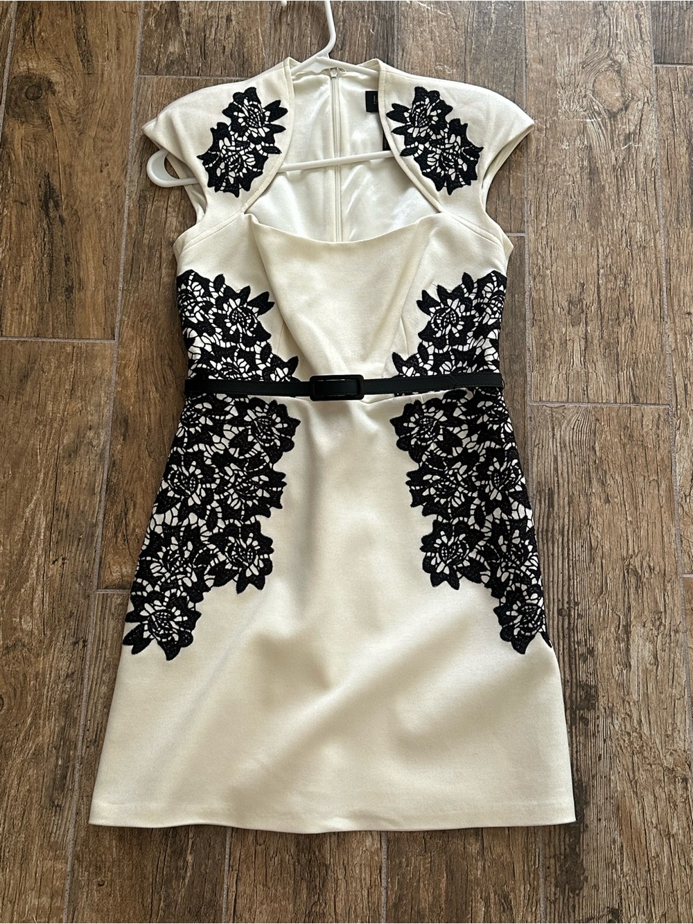 LAUNDRY Cream Mini Dress with Black Lace Appliqué and Belt